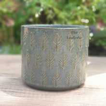 Load image into Gallery viewer, The Leaferie Nahanni Flowerpot. ceramic material