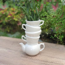 Load image into Gallery viewer, The Leaferie Calla vase. ceramic cup stacked cup design . Pearlescent colour . front view
