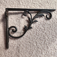 Load image into Gallery viewer, The Leaferie Cast Iron hanging hook 1 . front view