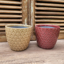 Load image into Gallery viewer, The Leaferie Nevola red flowerpot. ceramic material