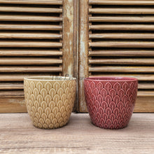 Load image into Gallery viewer, The Leaferie Nevola red flowerpot. ceramic material