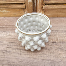 Load image into Gallery viewer, The Leaferie Pinka pot. 3 colours ceramic pot with studs.