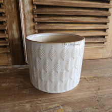 Load image into Gallery viewer, The Leaferie Kariba white pot. ceramic material.