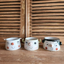 Load image into Gallery viewer, Vienne Hand-painted Matcha Bowl Chawan