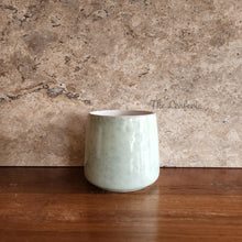 Load image into Gallery viewer, The Leaferie Loire flowerpot. 3 colours ceramic pot.