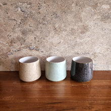 Load image into Gallery viewer, The Leaferie Loire flowerpot. 3 colours ceramic pot.