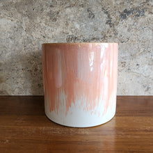Load image into Gallery viewer, The Leaferie Aurora flowerpot. front view. Design B Close up