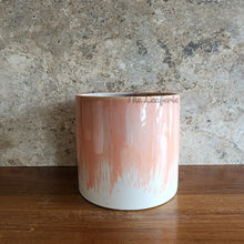 Load image into Gallery viewer, The Leaferie Aurora flowerpot. front view. Design B