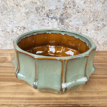 Load image into Gallery viewer, Knoxx Shallow Flowerpot