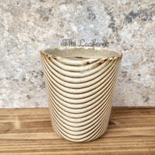 Load image into Gallery viewer, Adrien Flowerpot