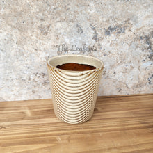 Load image into Gallery viewer, Adrien Flowerpot