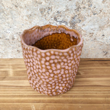 Load image into Gallery viewer, The Leaferie Zacharie flowerpot. ceramic red and white pot