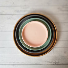 Load image into Gallery viewer, The Leaferie Matte round trays . 8 colours. ceramic and 4 sizes