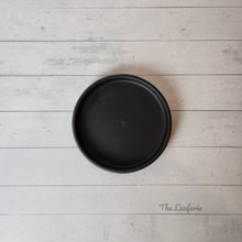 Load image into Gallery viewer, The Leaferie Matte round trays . 8 colours. ceramic and 4 sizes black colour