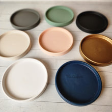 Load image into Gallery viewer, The Leaferie Matte round trays . 8 colours. ceramic and 4 sizes