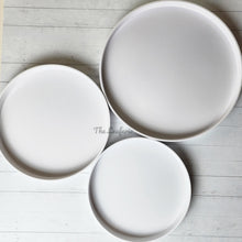 Load image into Gallery viewer, The Leaferie Eco-Friendly large tray. 3 sizes and colours. view of white colour