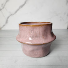 Load image into Gallery viewer, The Leaferie claude plant pot. ceramic 2 colours planter . front view colour b