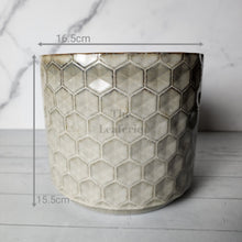 Load image into Gallery viewer, As-Is Pots Batch December 2022 (7 items)