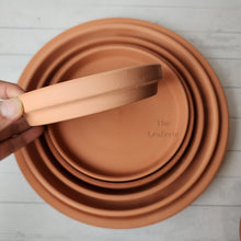 Load image into Gallery viewer, Terracotta Round Trays (7 Sizes)