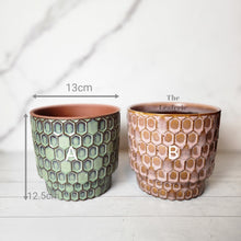 Load image into Gallery viewer, The Leaferie Maxence flowerpot. 2 colours . green and red ceramic pot