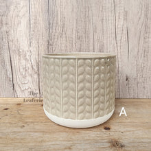 Load image into Gallery viewer, The Leaferie Cossette mini flowerpot 13 designs. front view of Design A