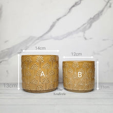 Load image into Gallery viewer, Yves Flowerpot