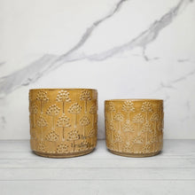 Load image into Gallery viewer, Yves Flowerpot