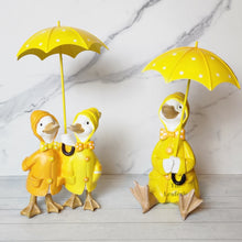 Load image into Gallery viewer, The Leaferie Damien the duck garden decoration.Yellow ducks with umbrella. 2 designs front view design