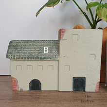 Load image into Gallery viewer, Sovana House Flowerpot