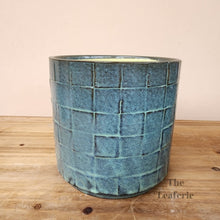 Load image into Gallery viewer, Lazarina Pot
