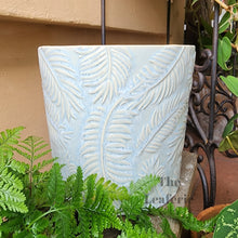 Load image into Gallery viewer, Eilish Flowerpot