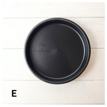 Load image into Gallery viewer, Petit Round Ceramic Trays 9cm (For Petit Pots Series)
