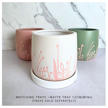 Load image into Gallery viewer, Leaferie seraya  floral pot. 3 colours ceramic pot

