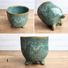 Load image into Gallery viewer, The Leaferie Mini Pots Series 8 . 9 designs ceramic pot.  Design I
