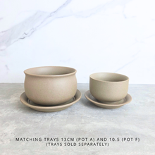 Load image into Gallery viewer, Yale Flowerpot (6 designs)
