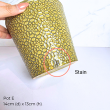 Load image into Gallery viewer, As-is Sept 25. ceramic pots and mugs with Leaferie logo.
