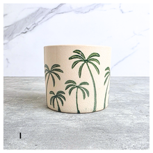 Load image into Gallery viewer, Petit Flowerpot (Series 21)
