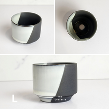 Load image into Gallery viewer, The Leaferie Petit Pots Series 11 . 12 designs mini ceramic pots. view of design L
