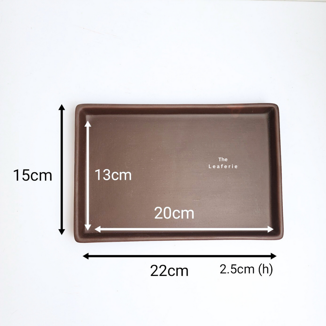 The Leaferie Zisha rectangular trays . 2 colours 5 sizes. Purple sand base plate