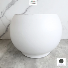 Load image into Gallery viewer, The Leaferie Aurora big Flowerpot. Ceramic material
