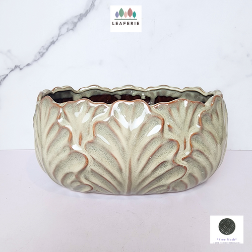 The Leaferie Jokinen Shallow flowerpot.ceramic material