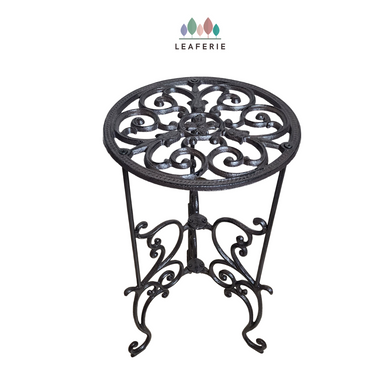 The Leaferie Cast Iron Single plant stand. 