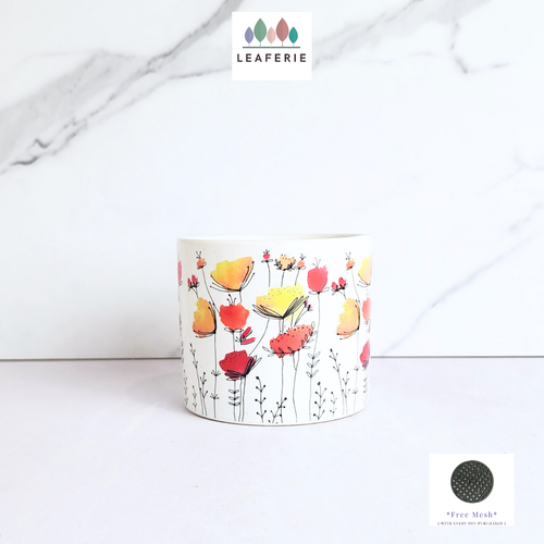 The Leaferie Marni Floral ceramic pot. 
