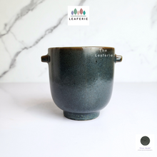 Load image into Gallery viewer, The Leaferie Marcel black flowerpot. ceramic material
