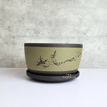 Load image into Gallery viewer, The Leaferie Zisha Tray large suitable for bonsai pots. reimi pots. 3 colours and 5 sizes. front photo of colour B with Reimi pot
