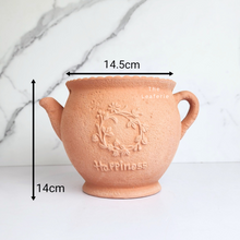 Load image into Gallery viewer, The Leaferie Yasmin Hanging terracotta kettle pot
