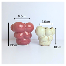 Load image into Gallery viewer, Leaferie Zia  ceramic pot, one pink and one beige, Ceramic material
