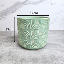 Load image into Gallery viewer, The Leaferie Dagan green flowerpot. ceramic material
