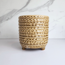 Load image into Gallery viewer, The Leaferie Jarvinen Flowerpot . ceramic material
