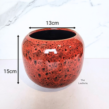 Load image into Gallery viewer, The Leaferie Mirage red flowerpot. ceramic material
